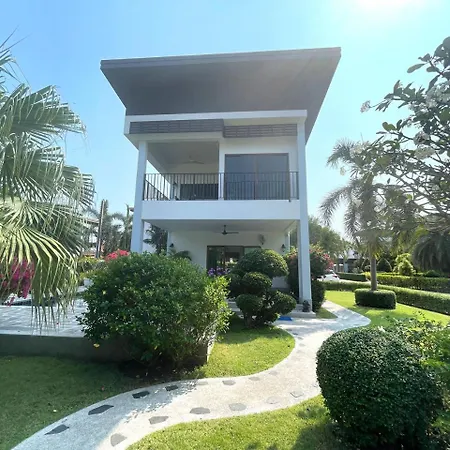 Seabreeze Villa Rayong Exterior photo
